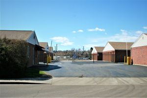 Ustor Knox Court Self Storage